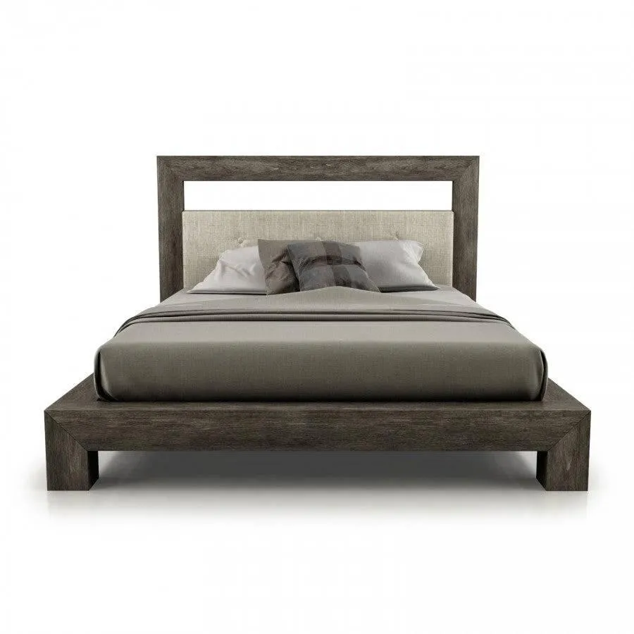 Cloe Bed