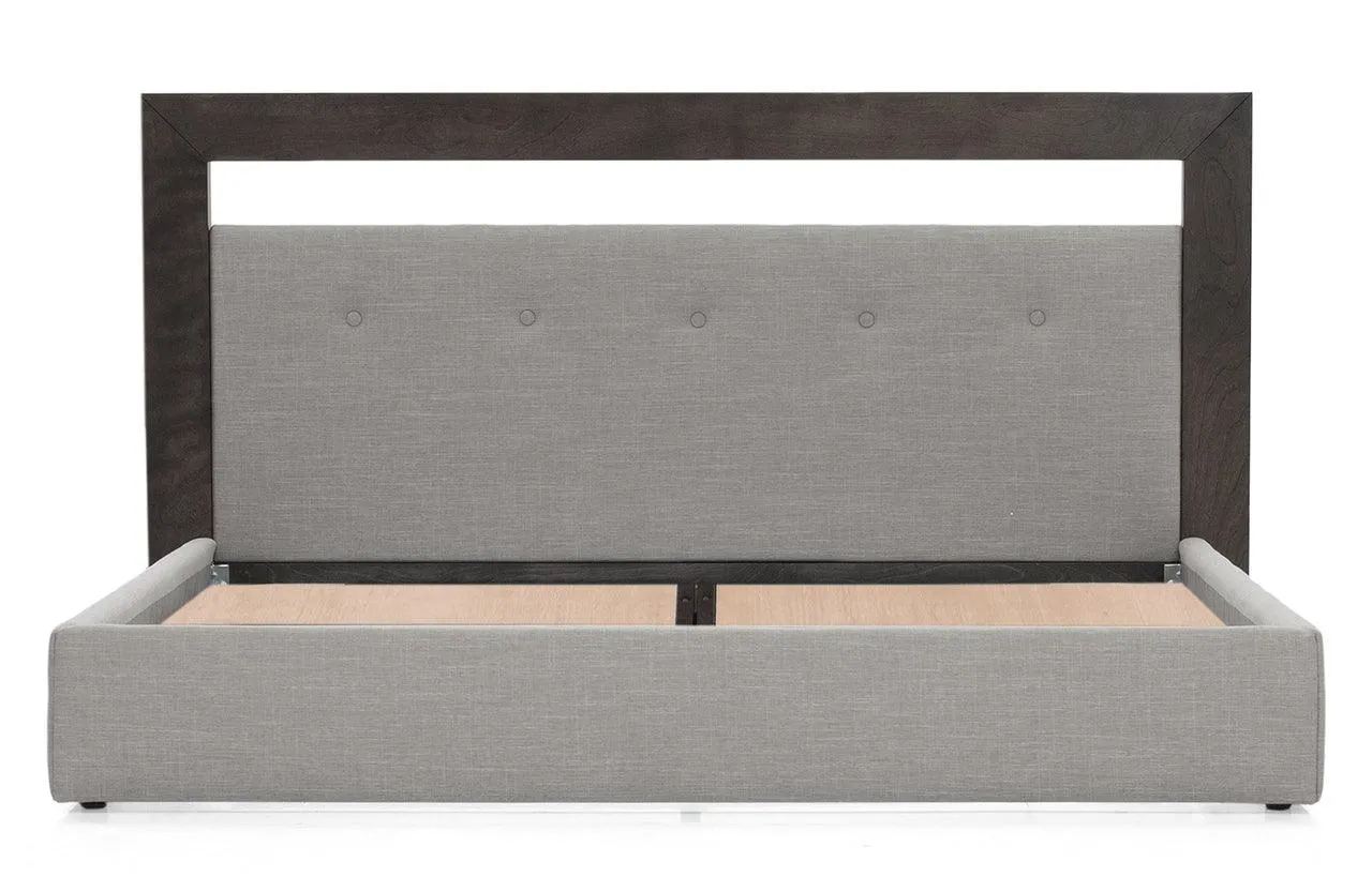 Cloe Bed