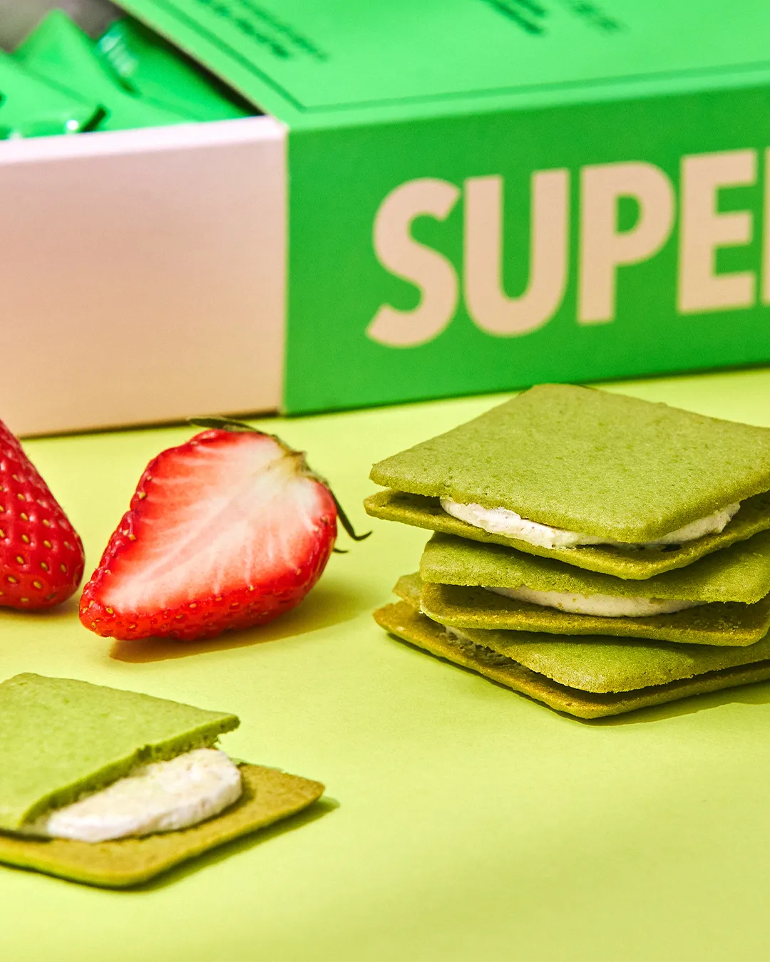 Super Matcha Strawberry Cream Sand Biscuit